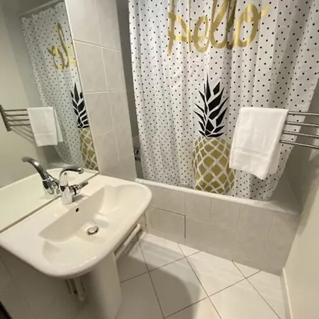Apartment Bright Apartment With Balcony Nantes